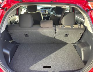 2014 Toyota Vitz Jewela image 287393