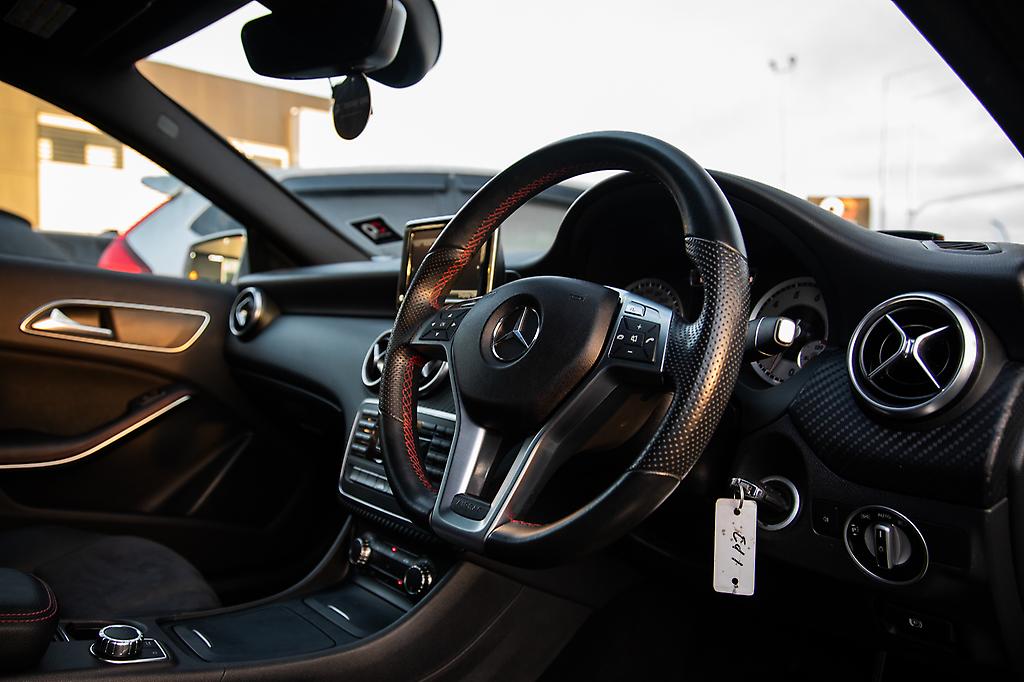 Mercedes-benz A 180 A180 AMG trim package Blue Efficiency image 290513