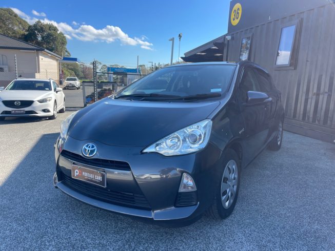 2012 Toyota Aqua G Model/ Push Start/ Reverse Camera image 287582