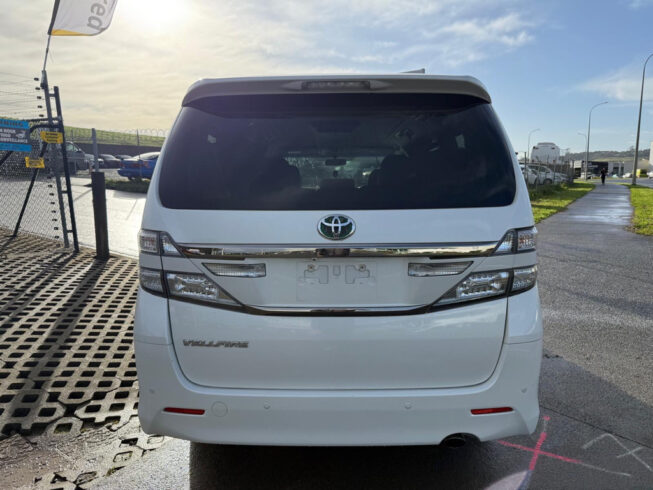 2012 Toyota Vellfire 2.4Z – 8 Seater image 292089