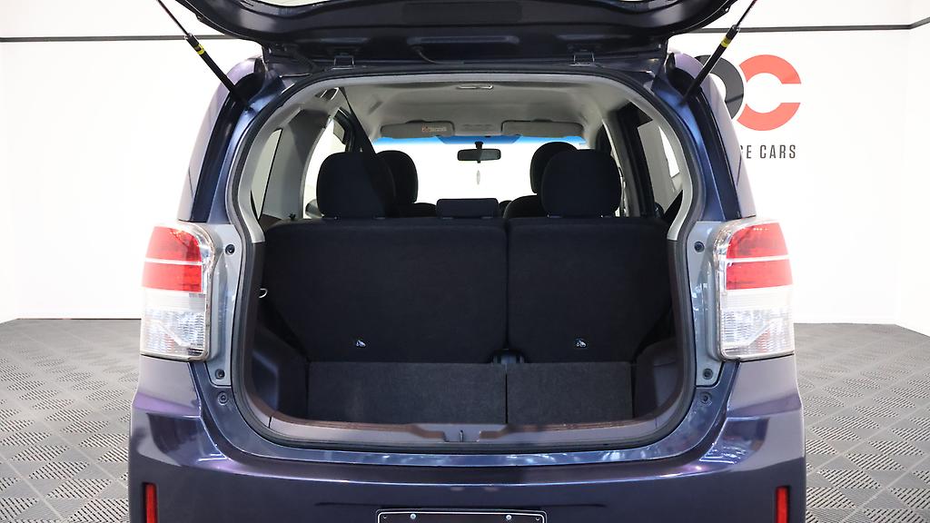 Toyota Spade F Model, Push Start, Power Sliding Door image 311640