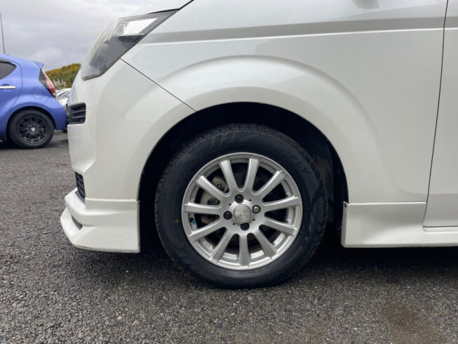 2015 Toyota Spade F Jack image 294582