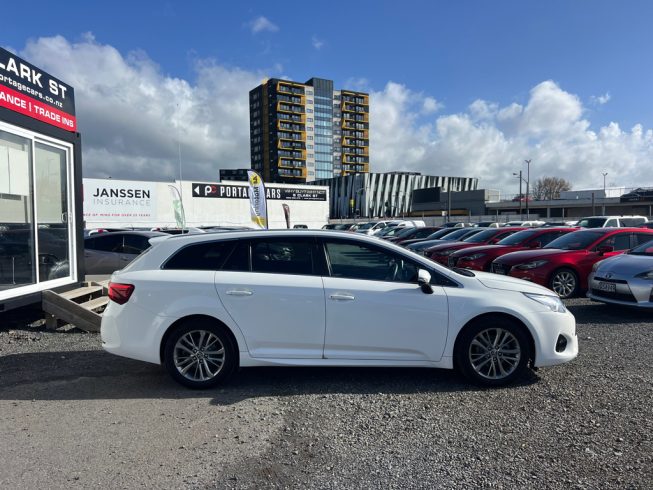 2016 Toyota Avensis Wagon Li – Leather Seats – New Shape image 288451