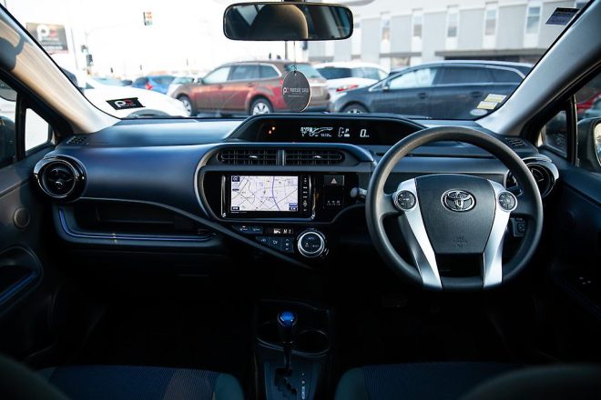 2015 Toyota Aqua S Model Hybrid/  Push Start/ Reverse Camera image 287615