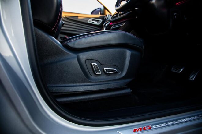 2022 Mg Hs 2.0PT/4WD/6AT Essence NZ New image 293811