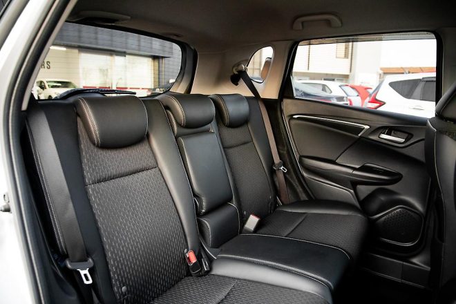 2013 Honda Fit Hybrid L package image 289239