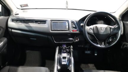 Honda Vezel Hybrid X image 305577