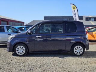 2014 Toyota Spade F Model- Easy access – sliding door image 297296