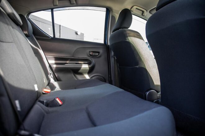 2015 Toyota Aqua Hybrid S Model, Push Start, reverse Camera image 290246