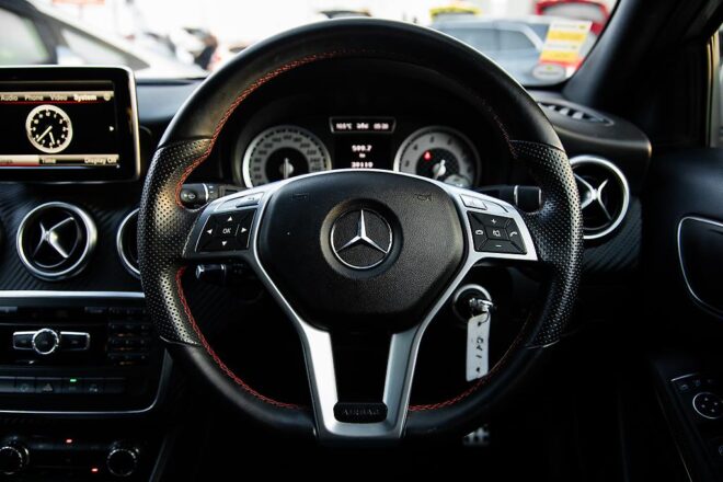 2013 Mercedes-benz A 180 A180 AMG trim package Blue Efficiency image 290509