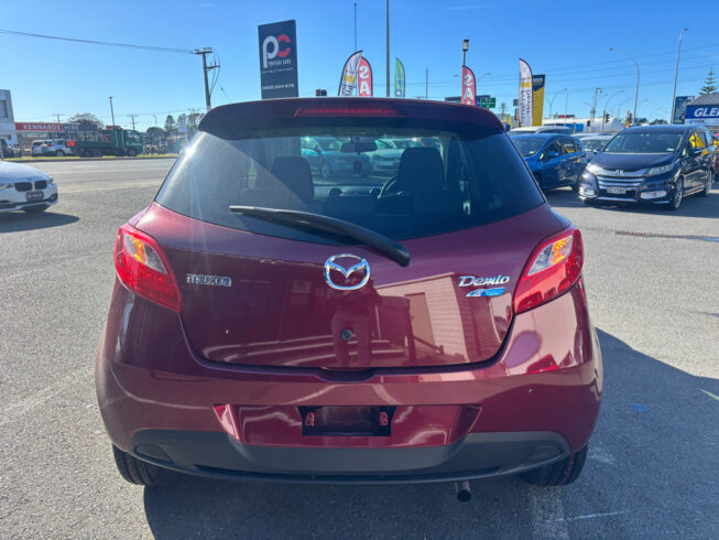 2012 Mazda Demio 13 Skyactiv Low KMS!! image 293937