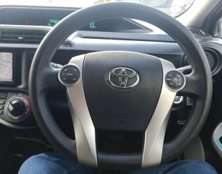 2012 Toyota Aqua S Model/ Push Start/ 2 Keys image 288183