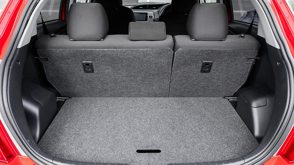 Toyota Vitz Jewela S spec Apple car play image 314988