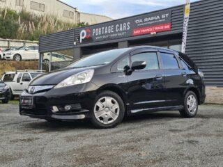 2013 Honda Fit Shuttle Hybrid Smart Selection image 292839