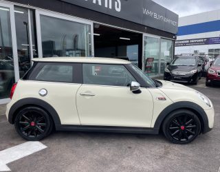 2018 Mini Cooper Cooper S UK Edition, Black Wheels image 287350