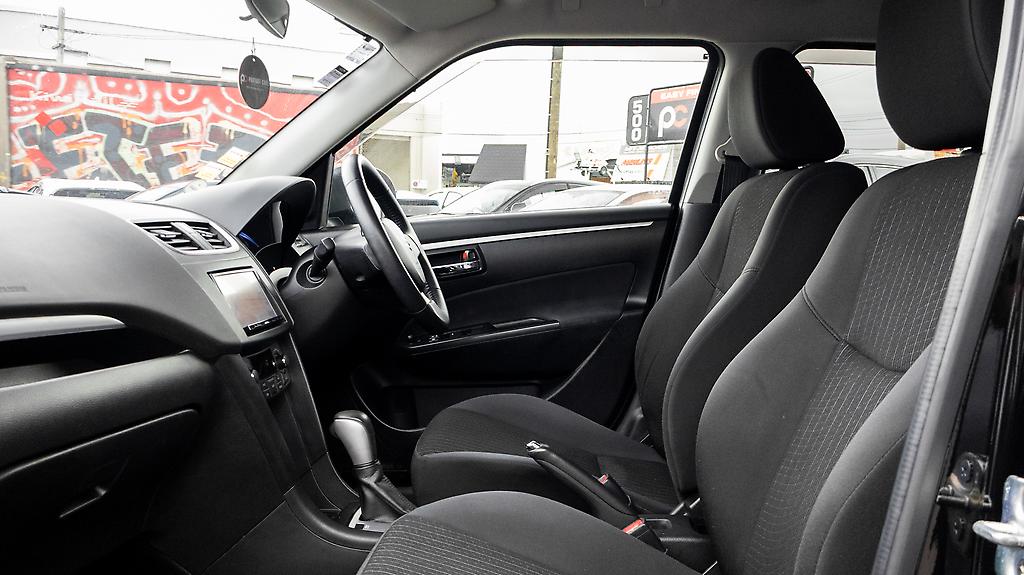 Suzuki Swift Stunning black, Idling stop,Push start image 312867