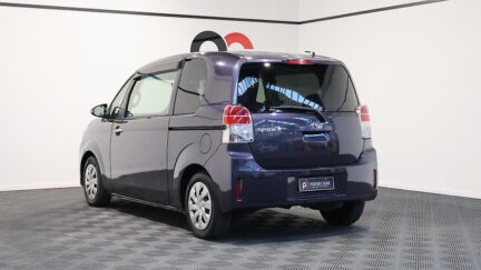 Toyota Spade F Model, Push Start, Power Sliding Door image 311626