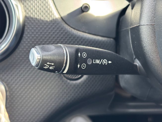 2014 Mercedes-benz A 180 Super Low KMS, Half Leather image 287180