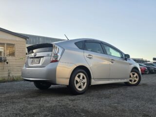 2011 Toyota Prius S Model Reversing Camera Alloys image 293875