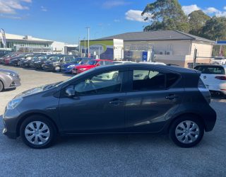 2012 Toyota Aqua G Model/ Push Start/ Reverse Camera image 287580