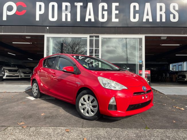 2013 Toyota Aqua S Model, Push Start, Low KMS image 287888