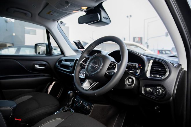 2023 Jeep Renegade LIMITED PHEV 4XE image 289777