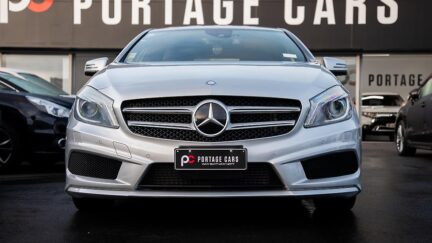 Mercedes-benz A 180 A180 AMG trim package Blue Efficiency image 290503