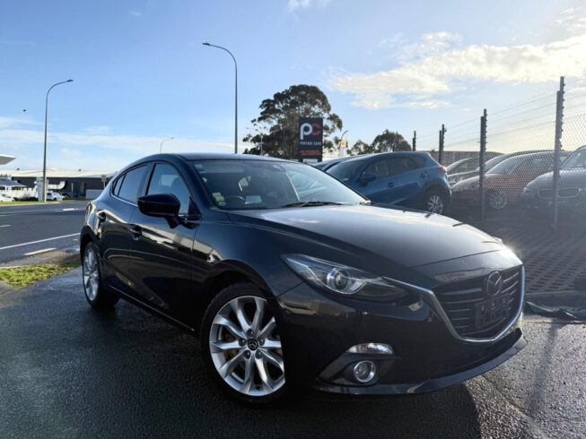 2013 Mazda Axela Sports 20S Touring L-PKG image 292352