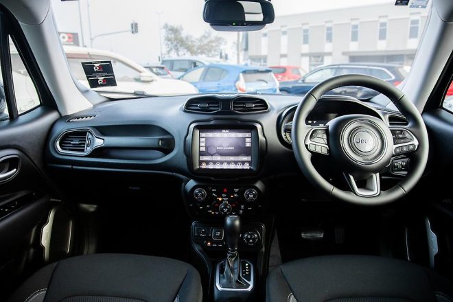 2023 Jeep Renegade LIMITED PHEV 4XE image 289768