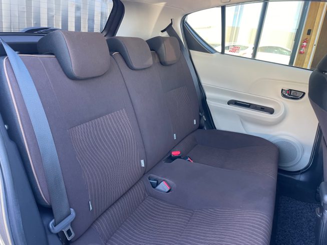 2012 Toyota Aqua G Model/ Push Start/ Reverse Camera image 287587