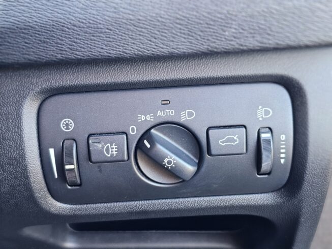 2014 Volvo V40 D2 1.6D/6AT/HA/5DR/5 image 294190