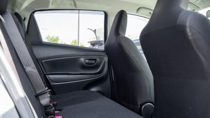 Toyota Vitz F model, Push start image 316686