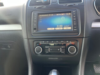 2013 Volkswagen Golf TSI Comfortline – Factory Alloys – Dual Zone Climate image 291003