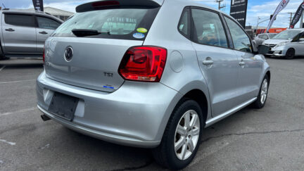 Volkswagen Polo TSI Highline Low KMS image 310515