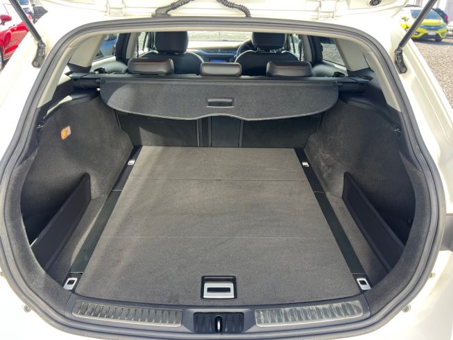 2016 Toyota Avensis Wagon Li – Leather Seats – New Shape image 288459