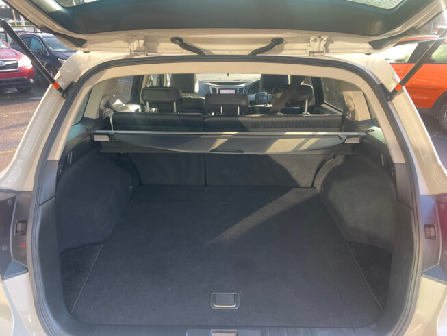 2012 Subaru Legacy Touring Wagon 2.5i Eyesight B-Sport G-Package AWD image 290737