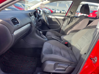 2013 Volkswagen Golf TSI Comfortline – Factory Alloys – Dual Zone Climate image 291005