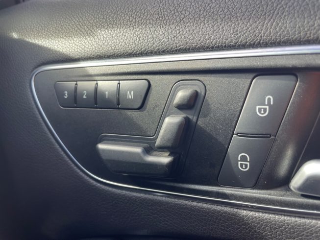 2013 Mercedes-benz A 180 Blue Efficiency Sport AMG/ Half Leather image 287230