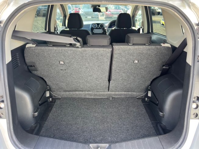 2017 Nissan Note e-Power X/ Low KMS image 287549