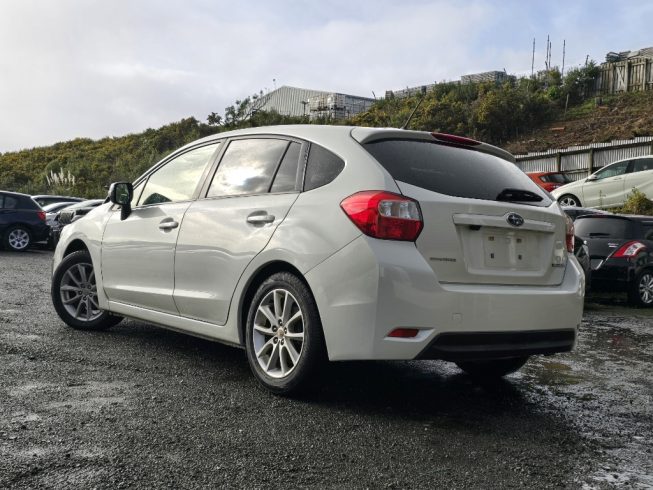 2014 Subaru Impreza Sport 2.0i Eyesight AWD image 287255