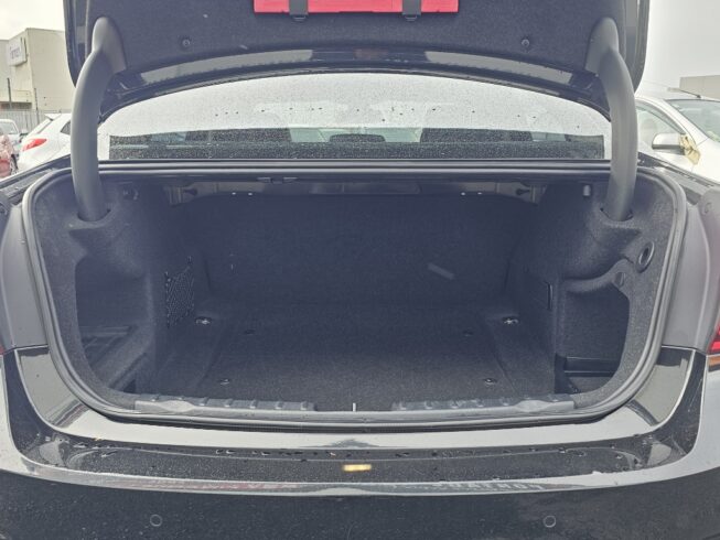 2016 Bmw 330i BMW 330i Luxury Line *NZ New* image 297993