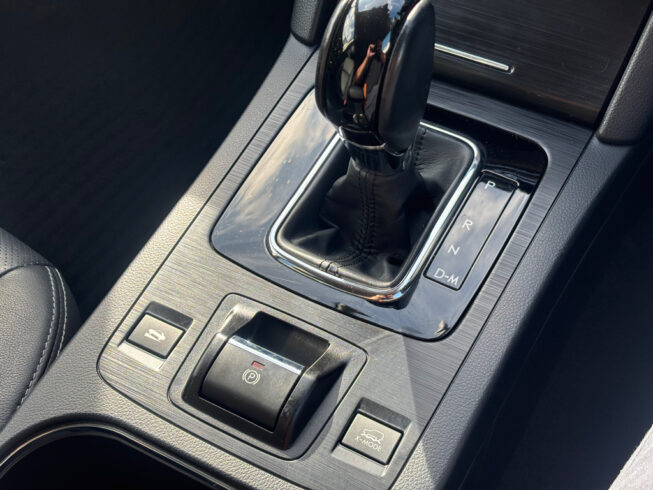 2015 Subaru Outback Leather interior – AWD image 295101