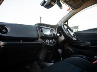 2016 Toyota Vitz U spec, Push Start,Reverse camera image 295721