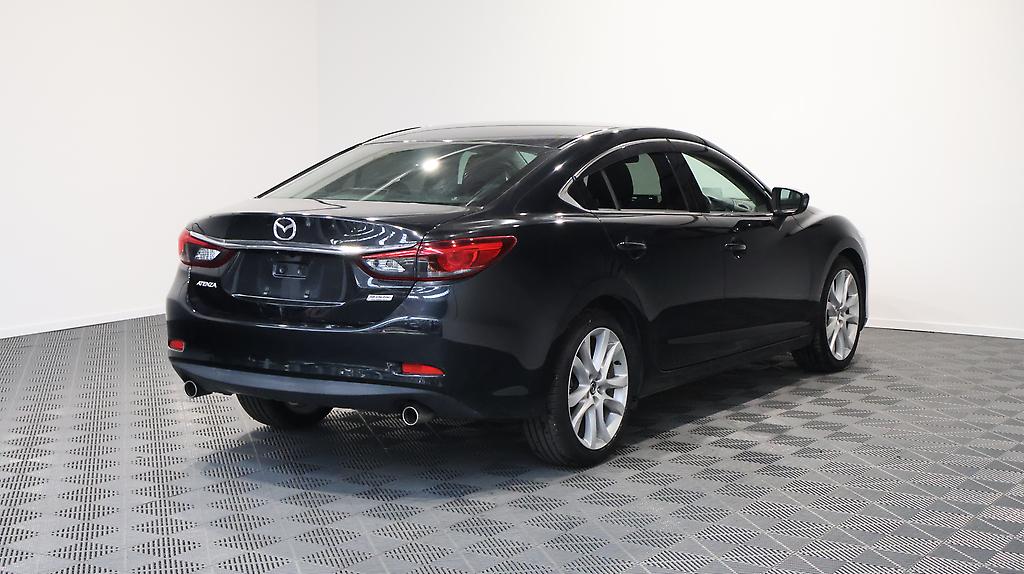 Mazda Atenza 20S – Great look in black image 317176