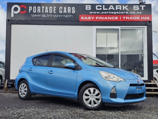 2013 Toyota Aqua S Model. Low KMS image 295894