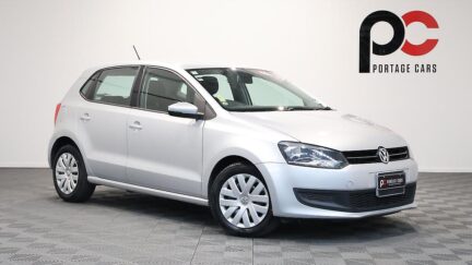 Volkswagen Polo TSI Comfortline – Super Low KMS image 318509