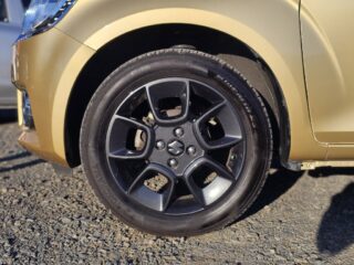 2016 Suzuki Ignis hybrid image 298275