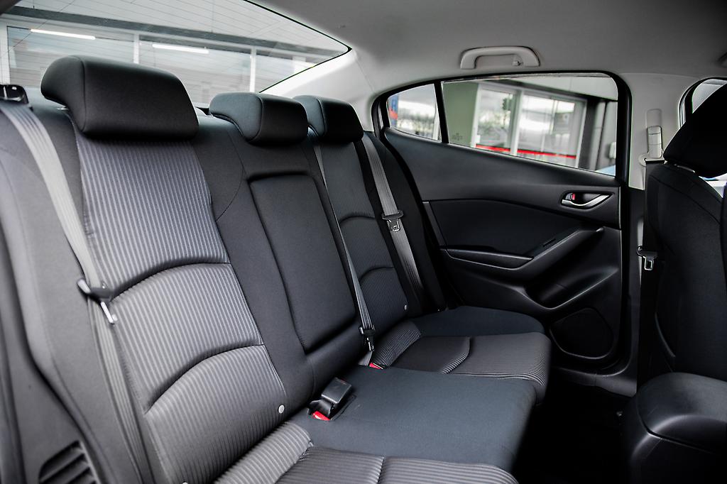 Mazda Axela 20S, SkyActiv HEV image 296594