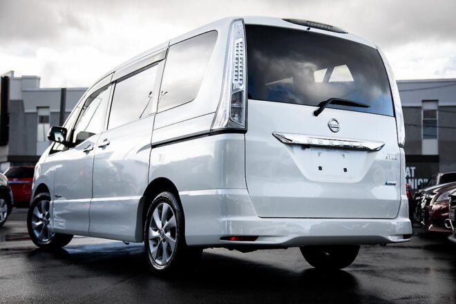 2012 Nissan Serena Highway Star ,Hybrid, 7 seater image 296948