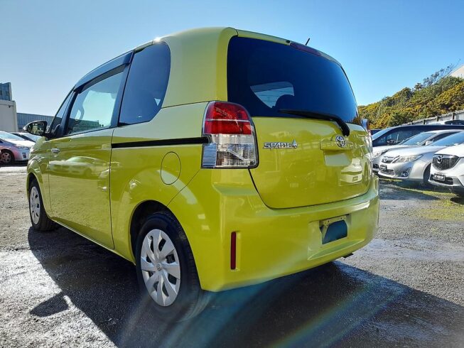 2013 Toyota Spade F Model Push Start image 297863